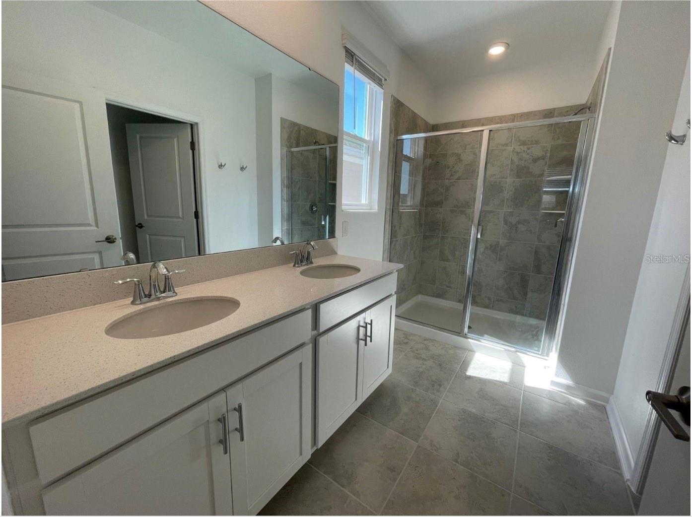 TOHOQUA PH 2 - Residential Lease