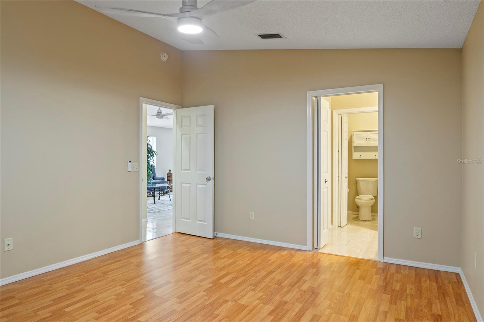 VILLAGES OF SUMTER BROYHILL VILLAS - Residential