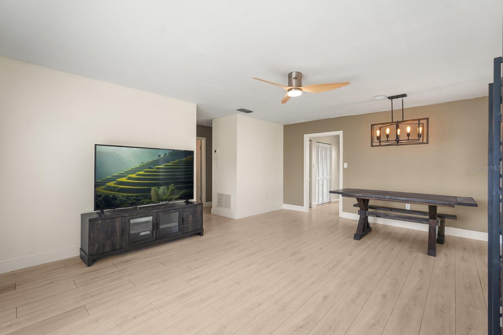 ORANGE TREE VILLAGE 02 - Residential