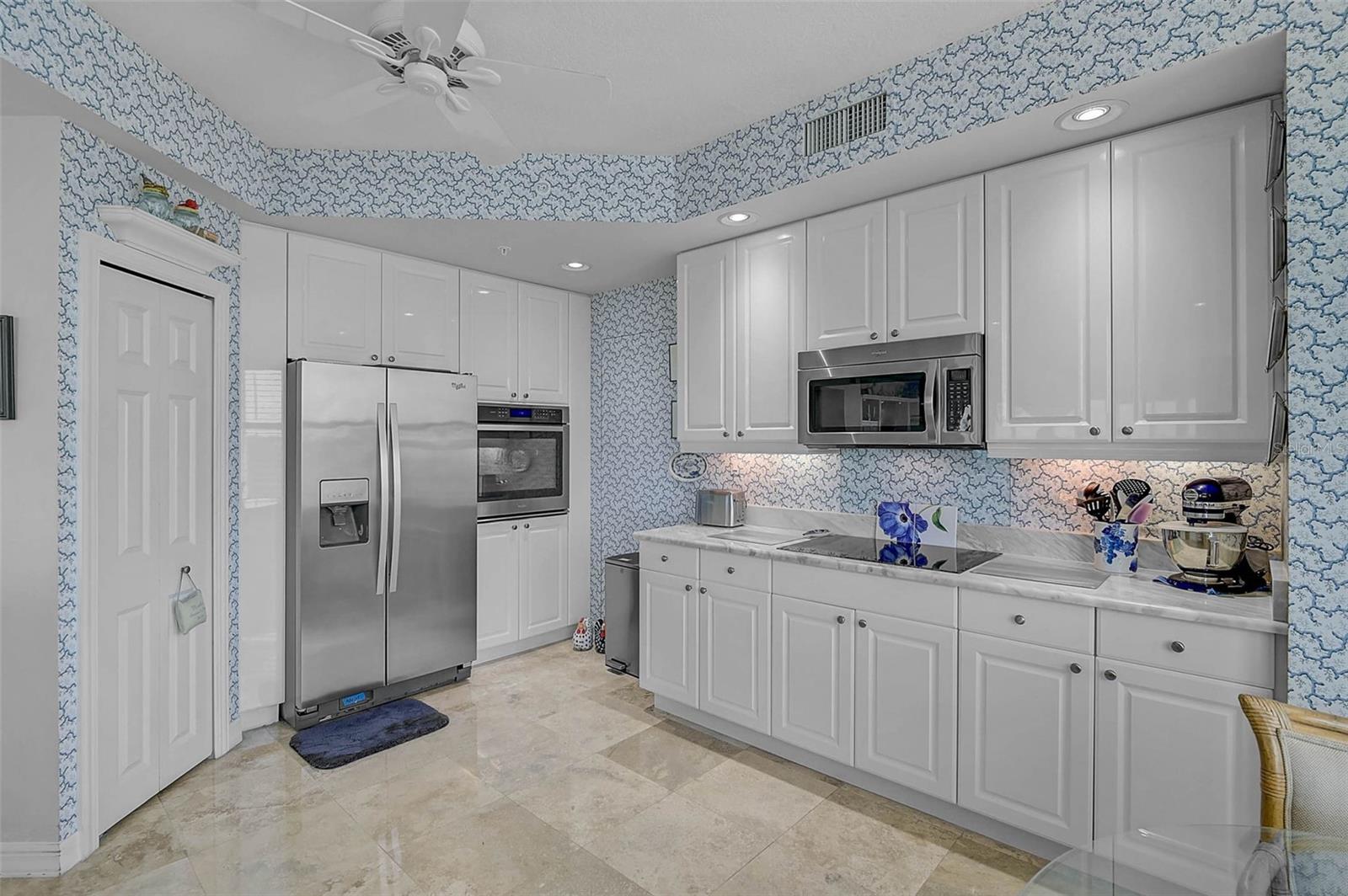 MERIDIAN AT THE OAKS PRESERVE - Residential