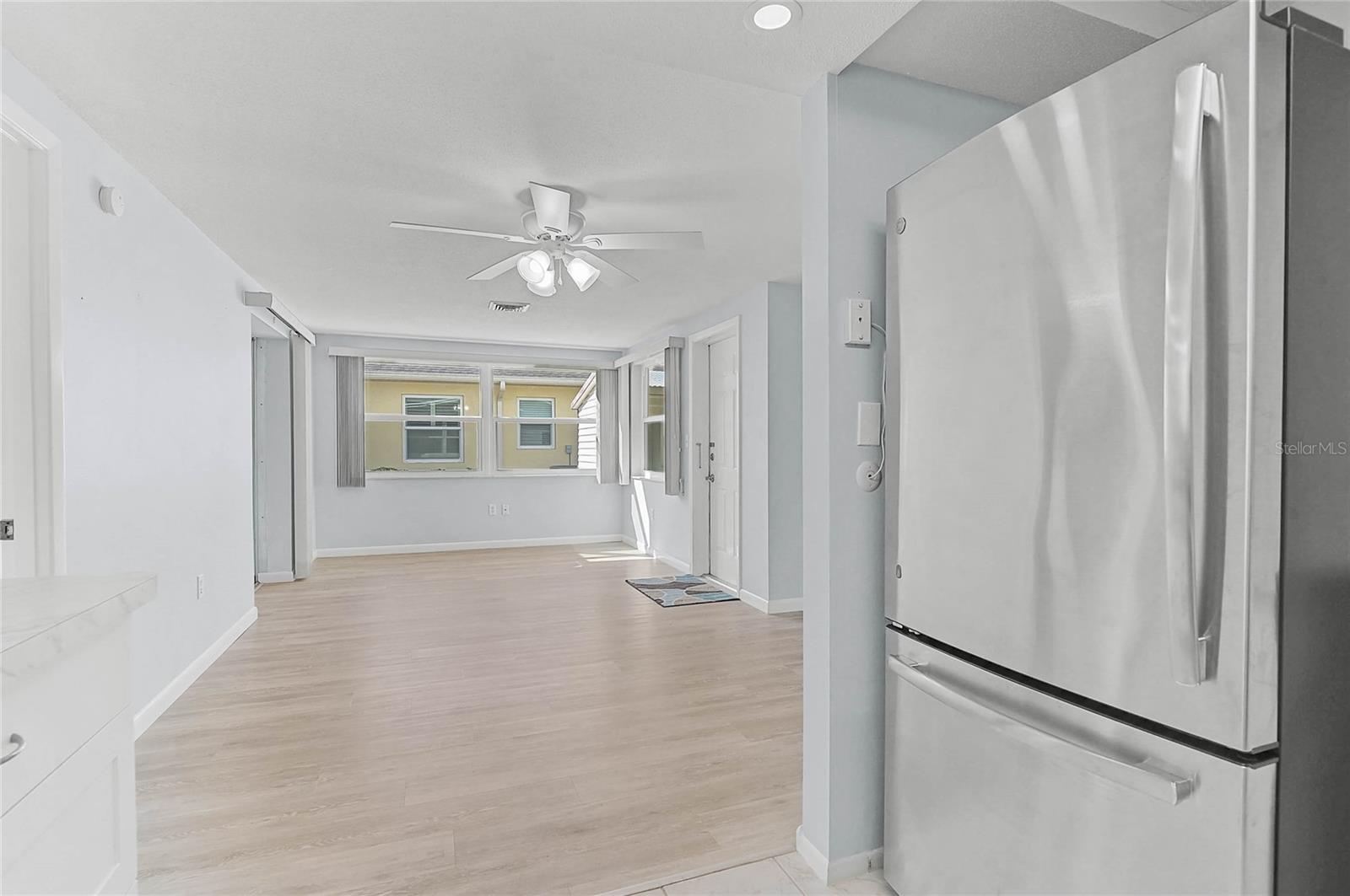 SOUTH VENICE - Residential