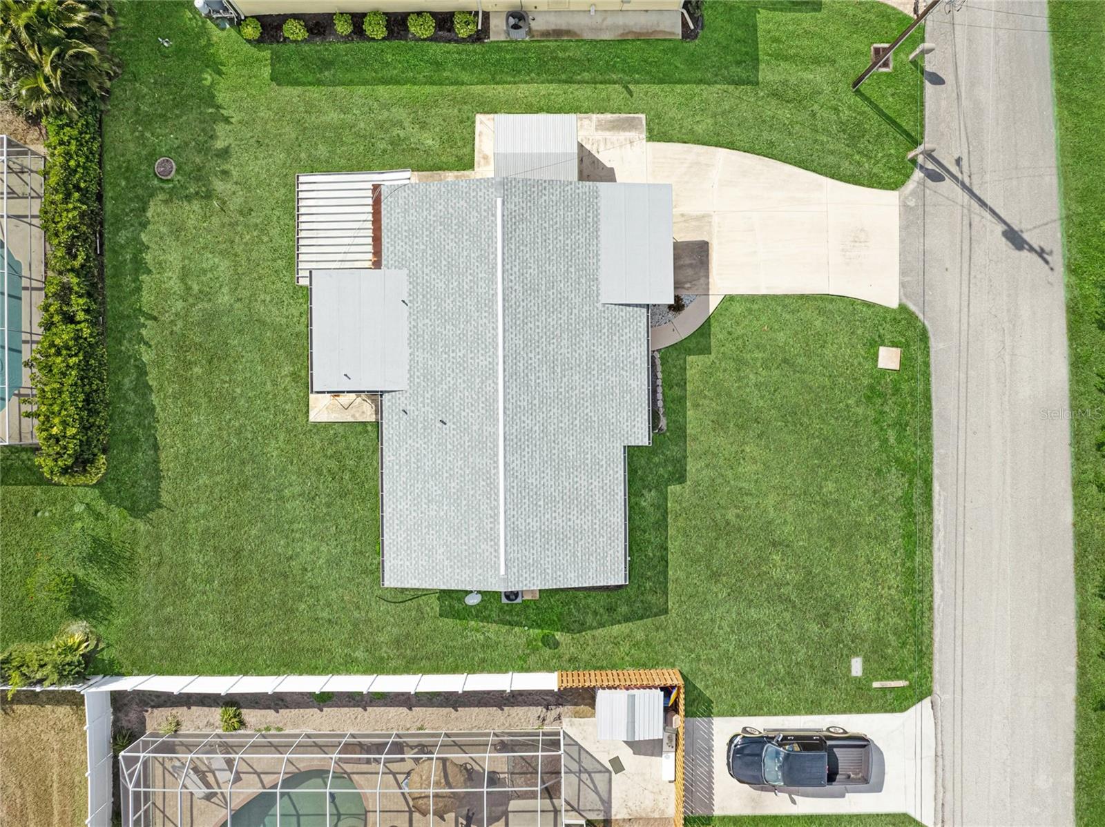 SOUTH VENICE - Residential