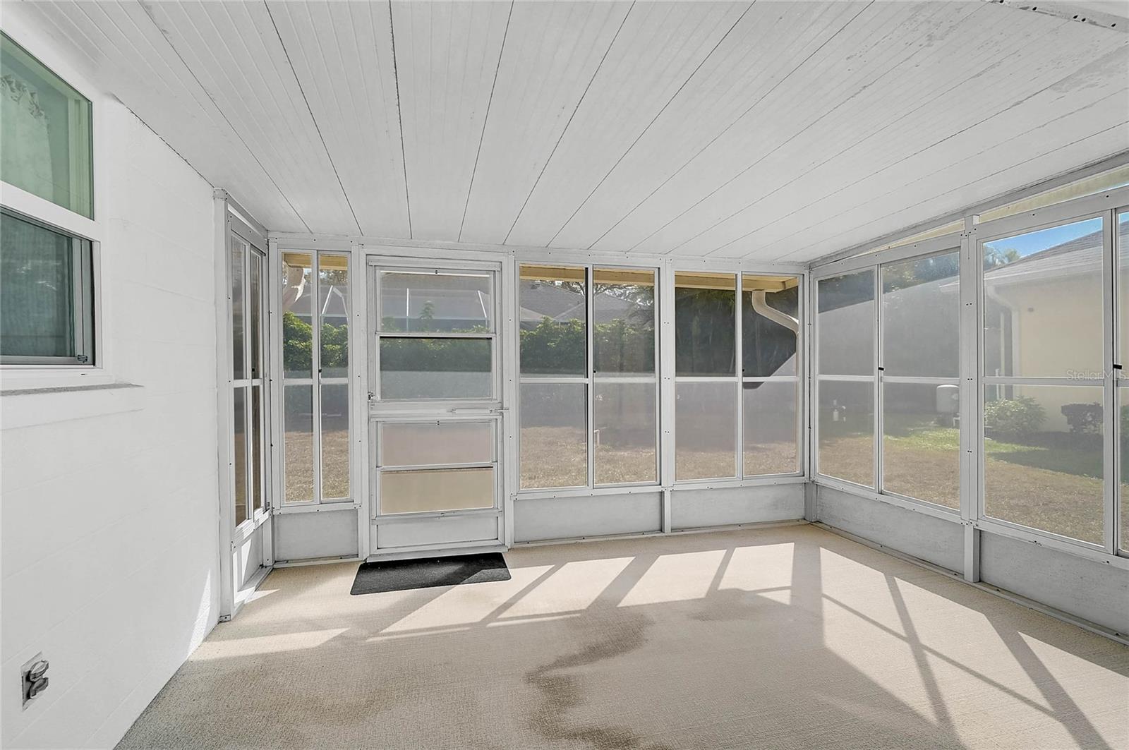 SOUTH VENICE - Residential