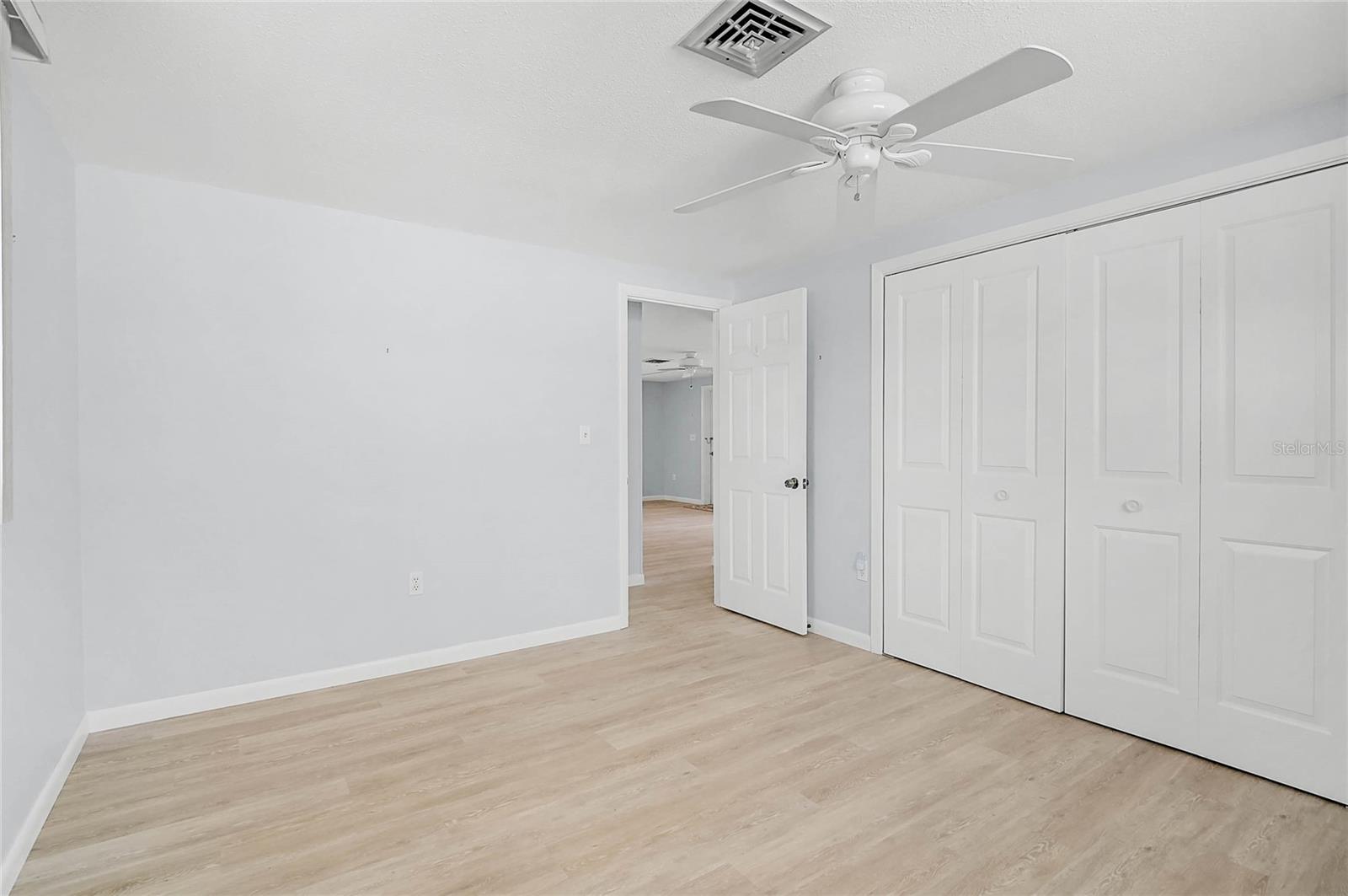 SOUTH VENICE - Residential