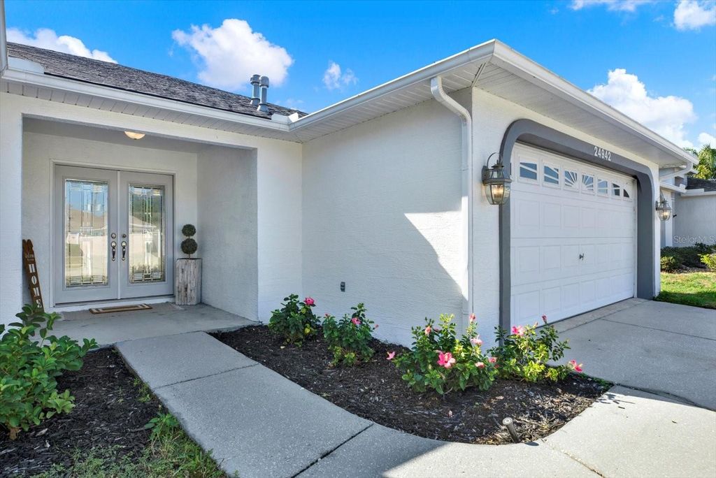 Photo of 24942 Laurel Ridge Drive, Lutz, FL 33559 (MLS # TB8450406)