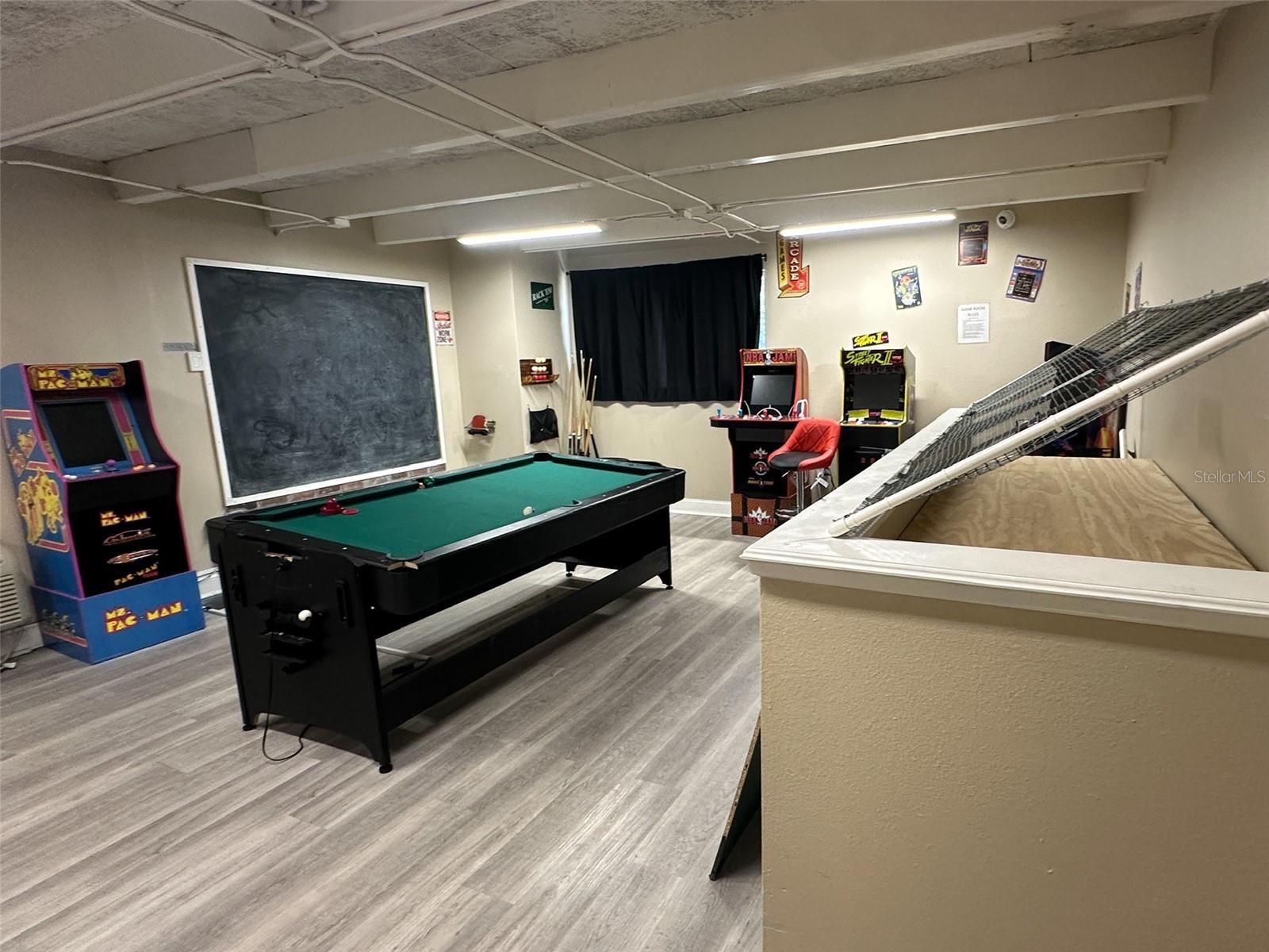 ISLAND RESORT AT MARINERS CLUB - Residential