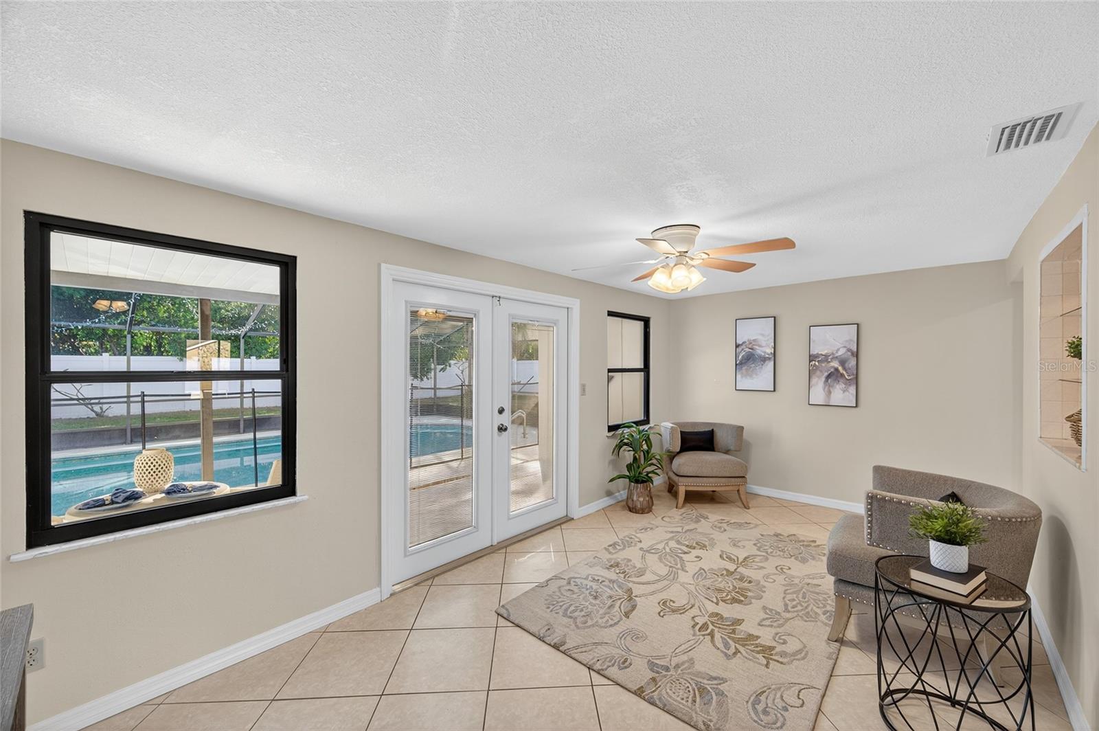 SALLS LAKE PARK - Residential