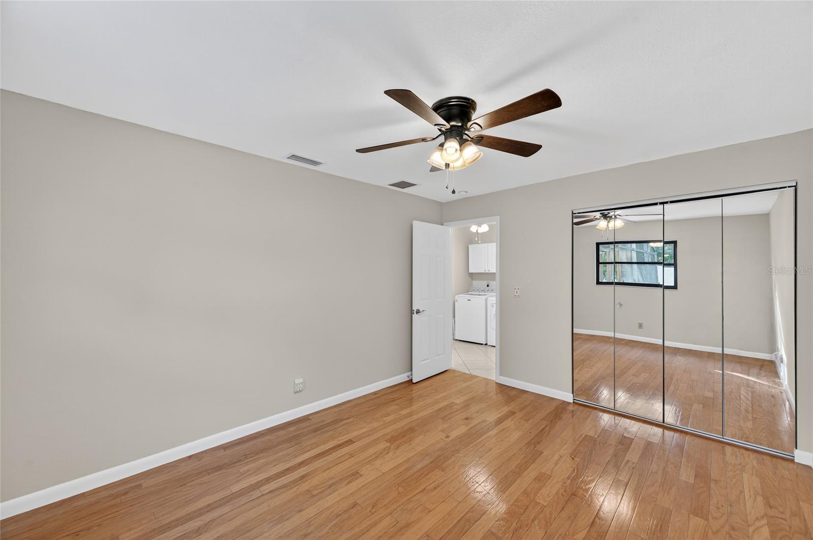 SALLS LAKE PARK - Residential