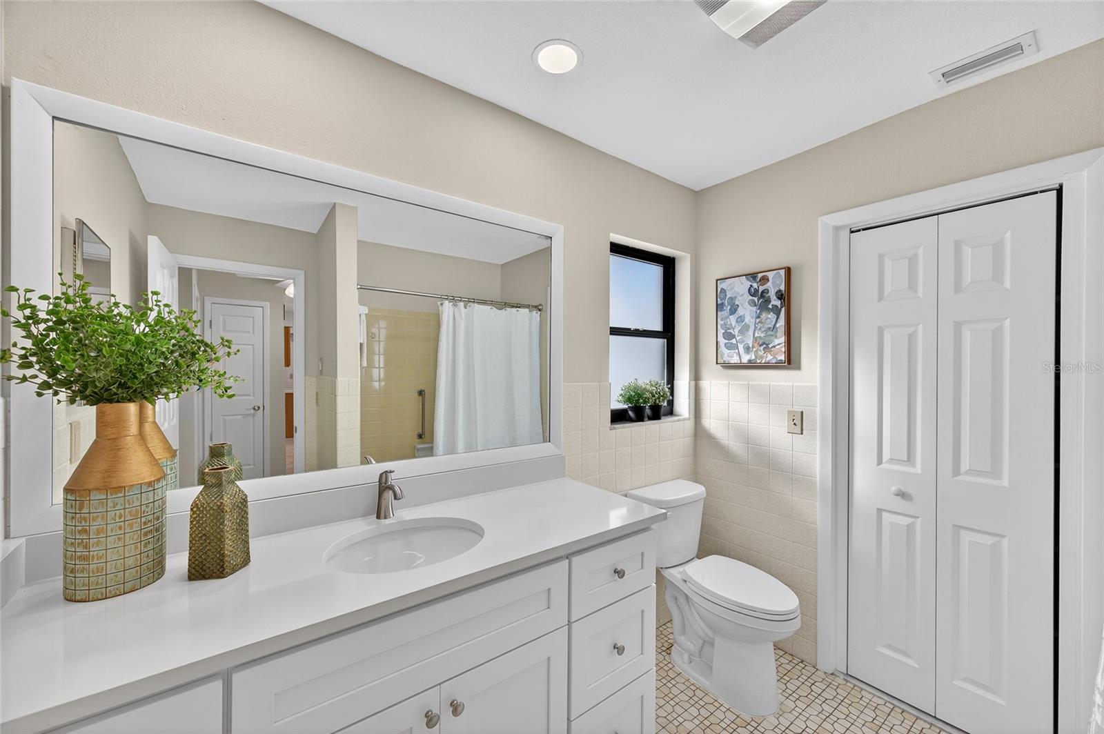 SALLS LAKE PARK - Residential