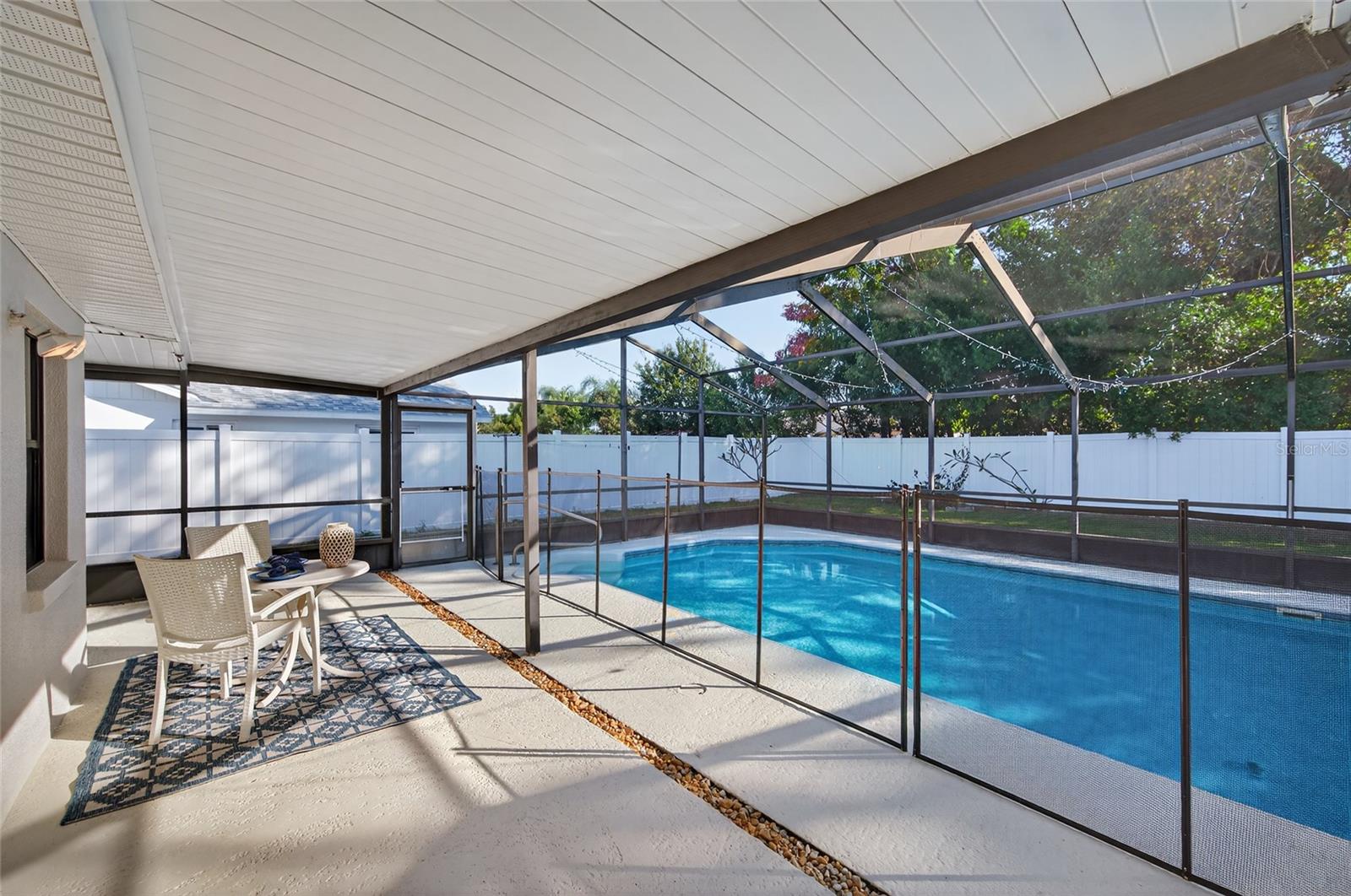 SALLS LAKE PARK - Residential