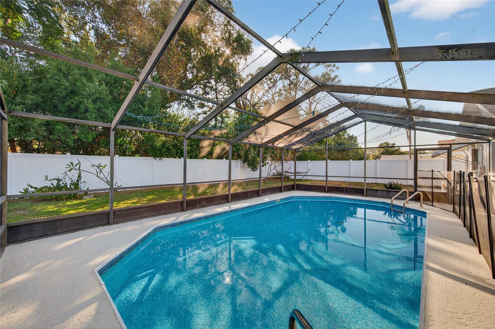 SALLS LAKE PARK - Residential