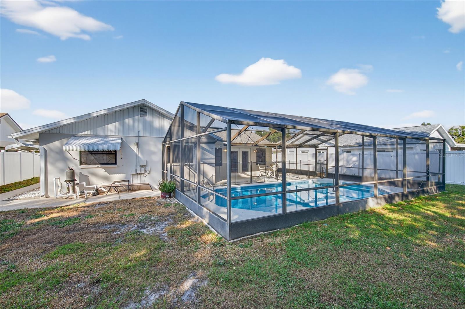 SALLS LAKE PARK - Residential