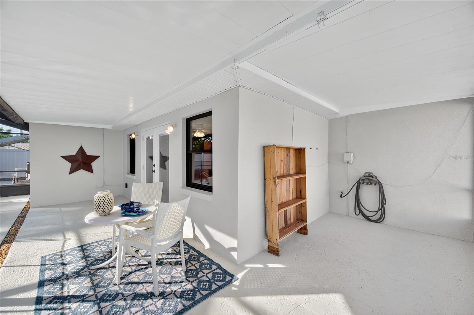 SALLS LAKE PARK - Residential