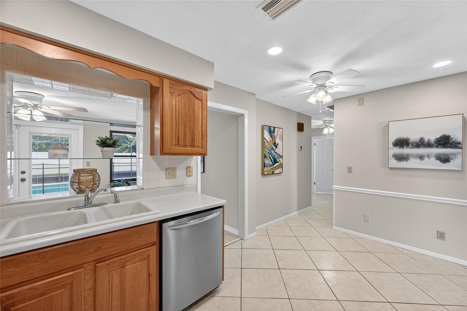 SALLS LAKE PARK - Residential