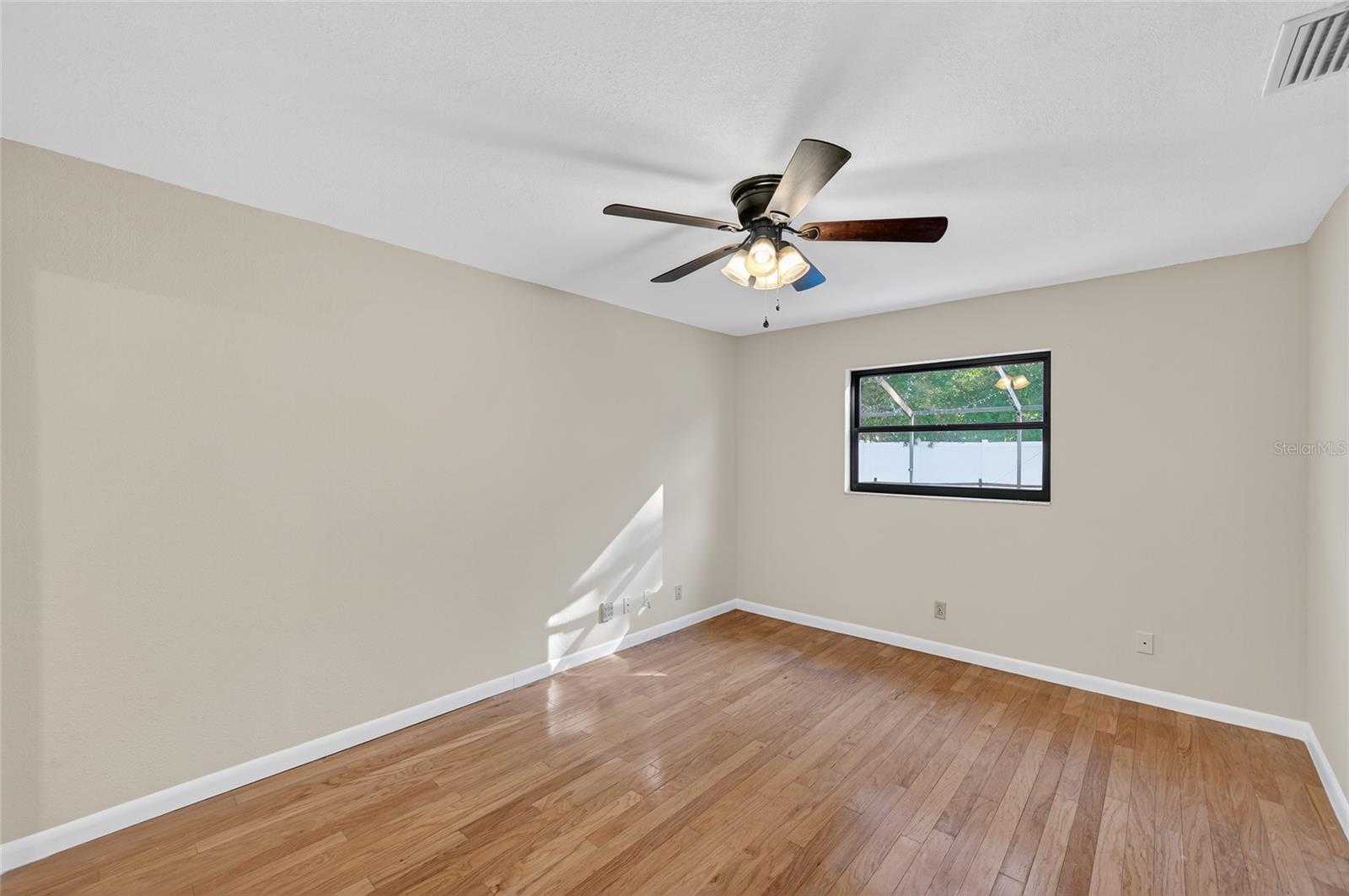 SALLS LAKE PARK - Residential