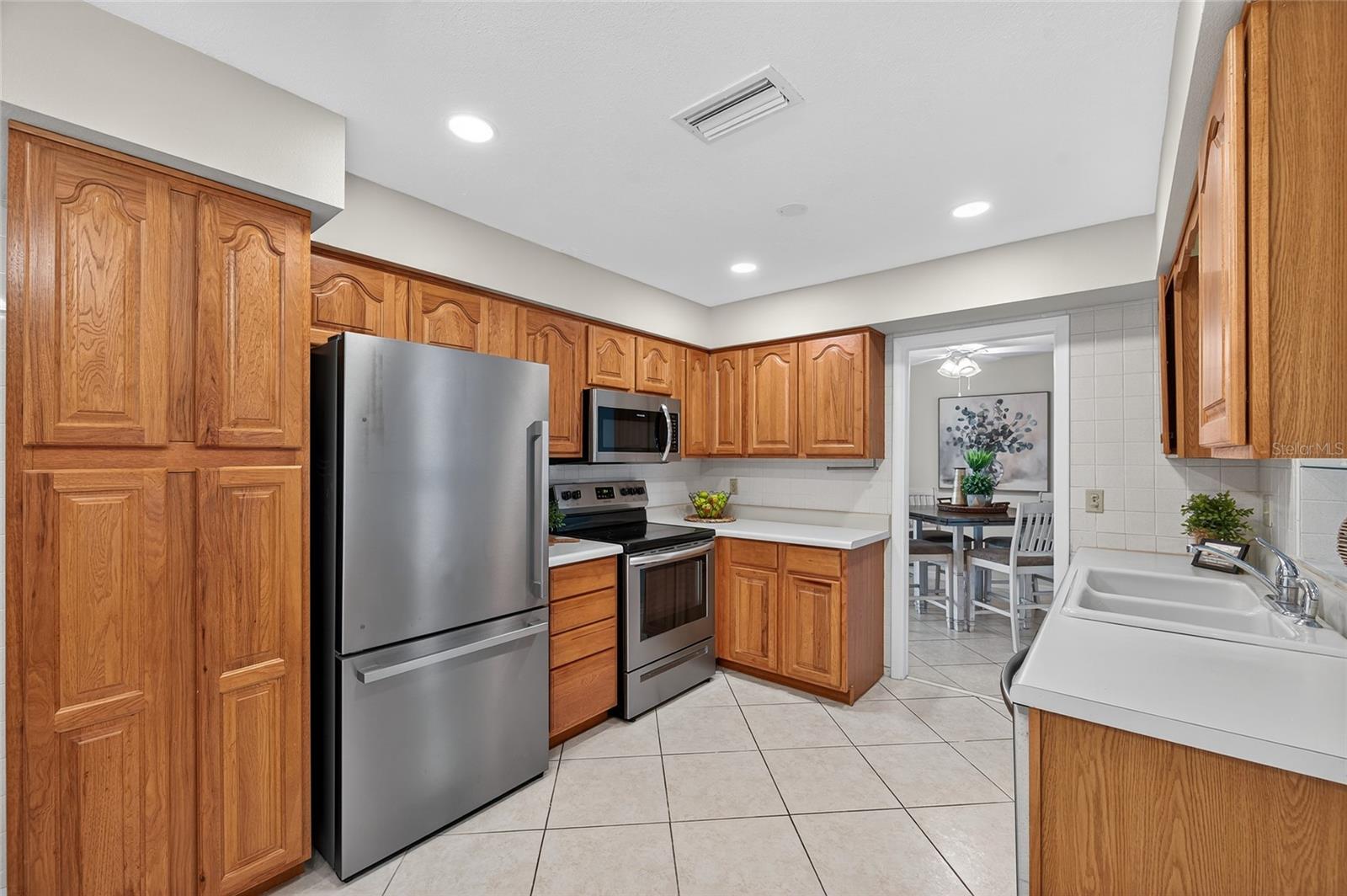 SALLS LAKE PARK - Residential