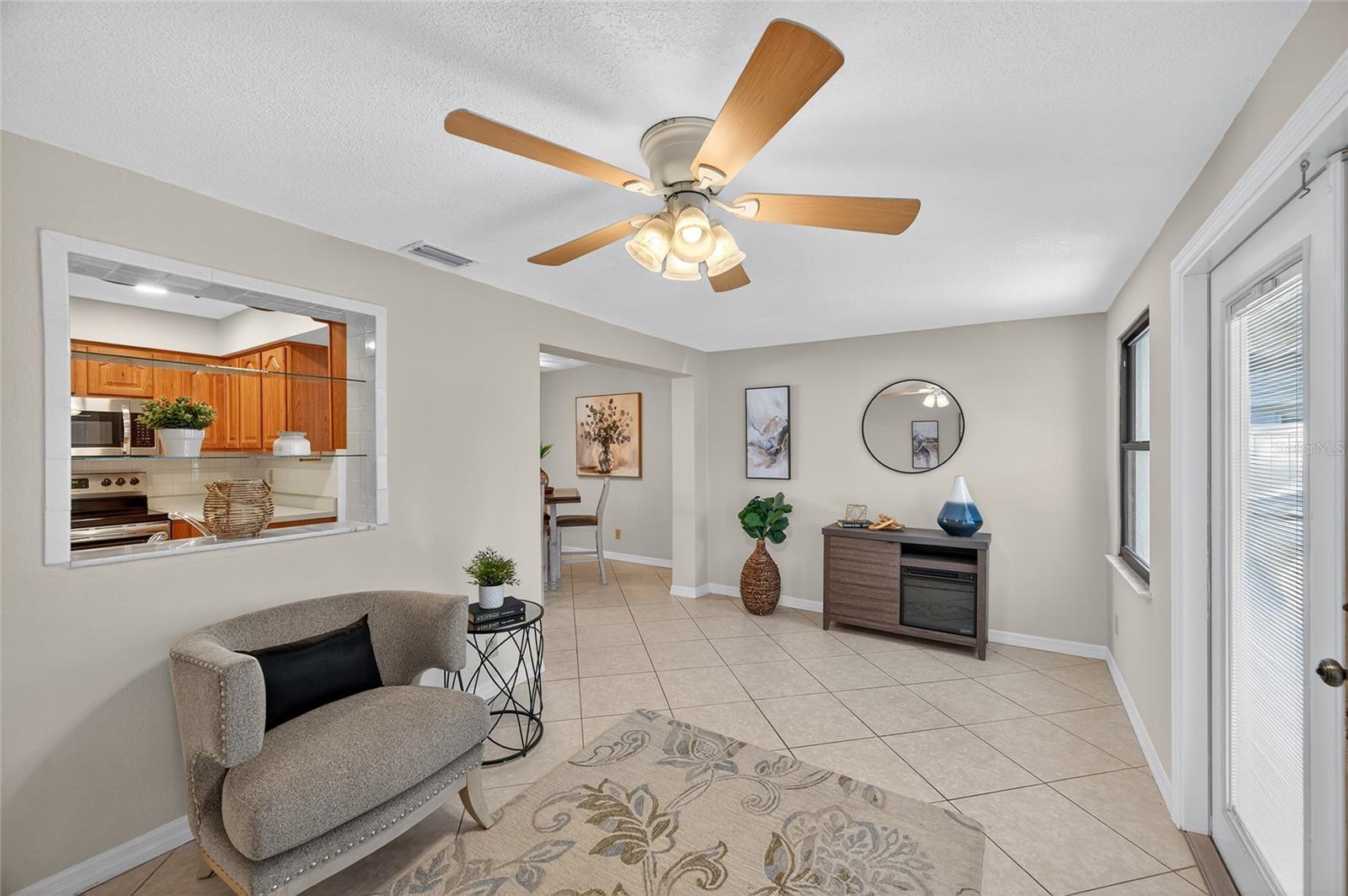 SALLS LAKE PARK - Residential