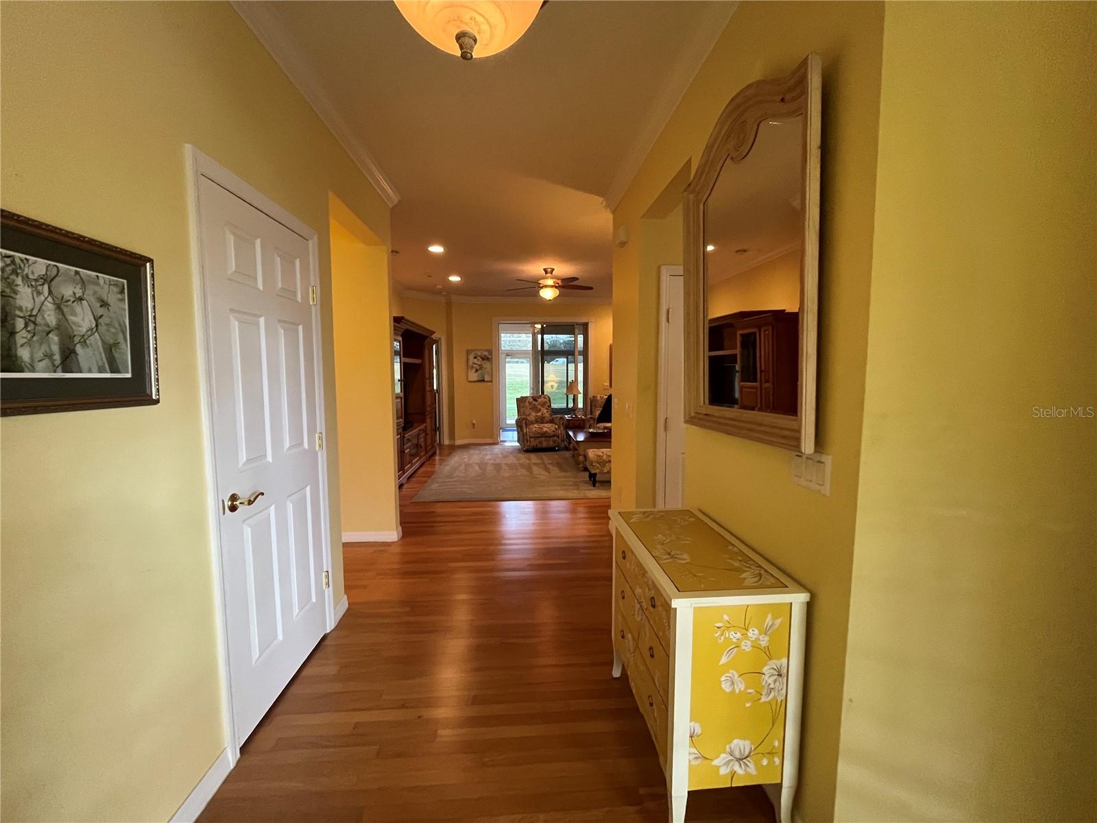 ARLINGTON RIDGE - Residential