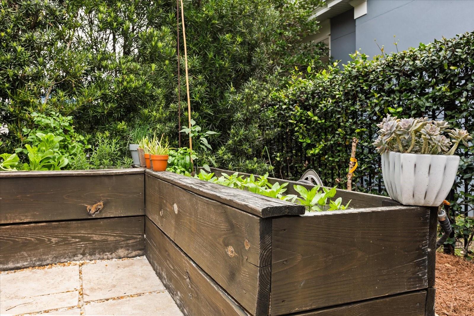 BALDWIN PARK - Residential