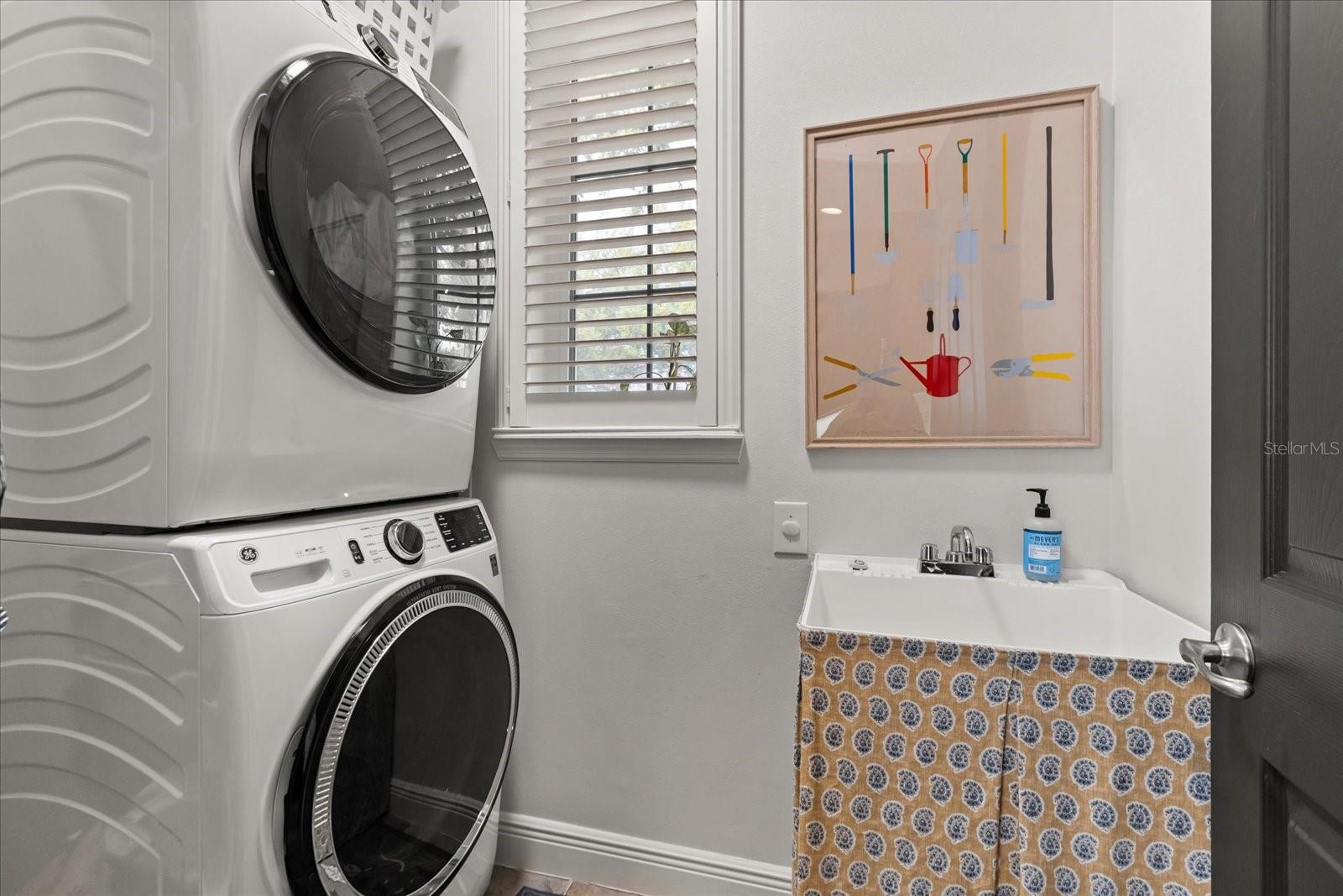 BALDWIN PARK - Residential