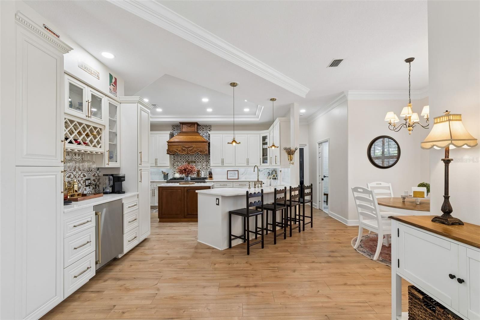 CRYSTAL SPRING - Residential
