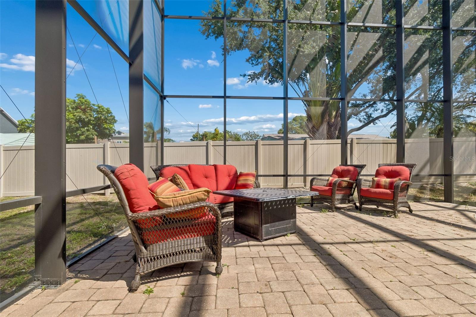 CRYSTAL SPRING - Residential