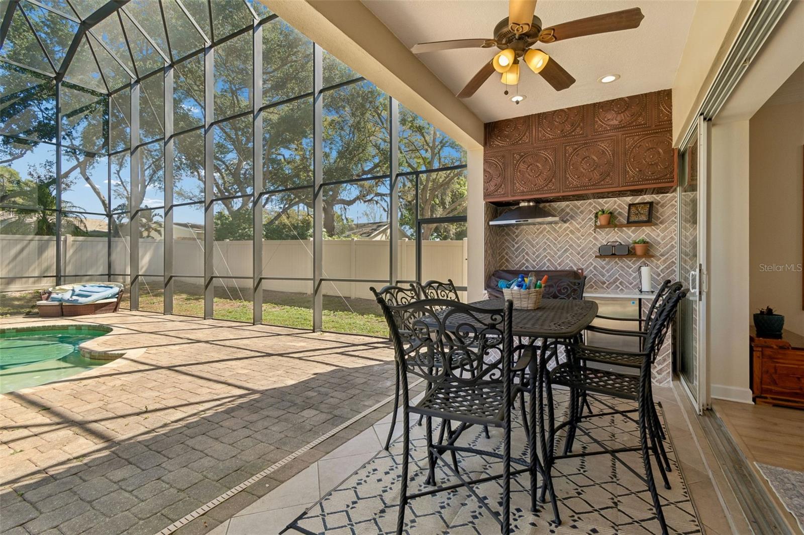 CRYSTAL SPRING - Residential