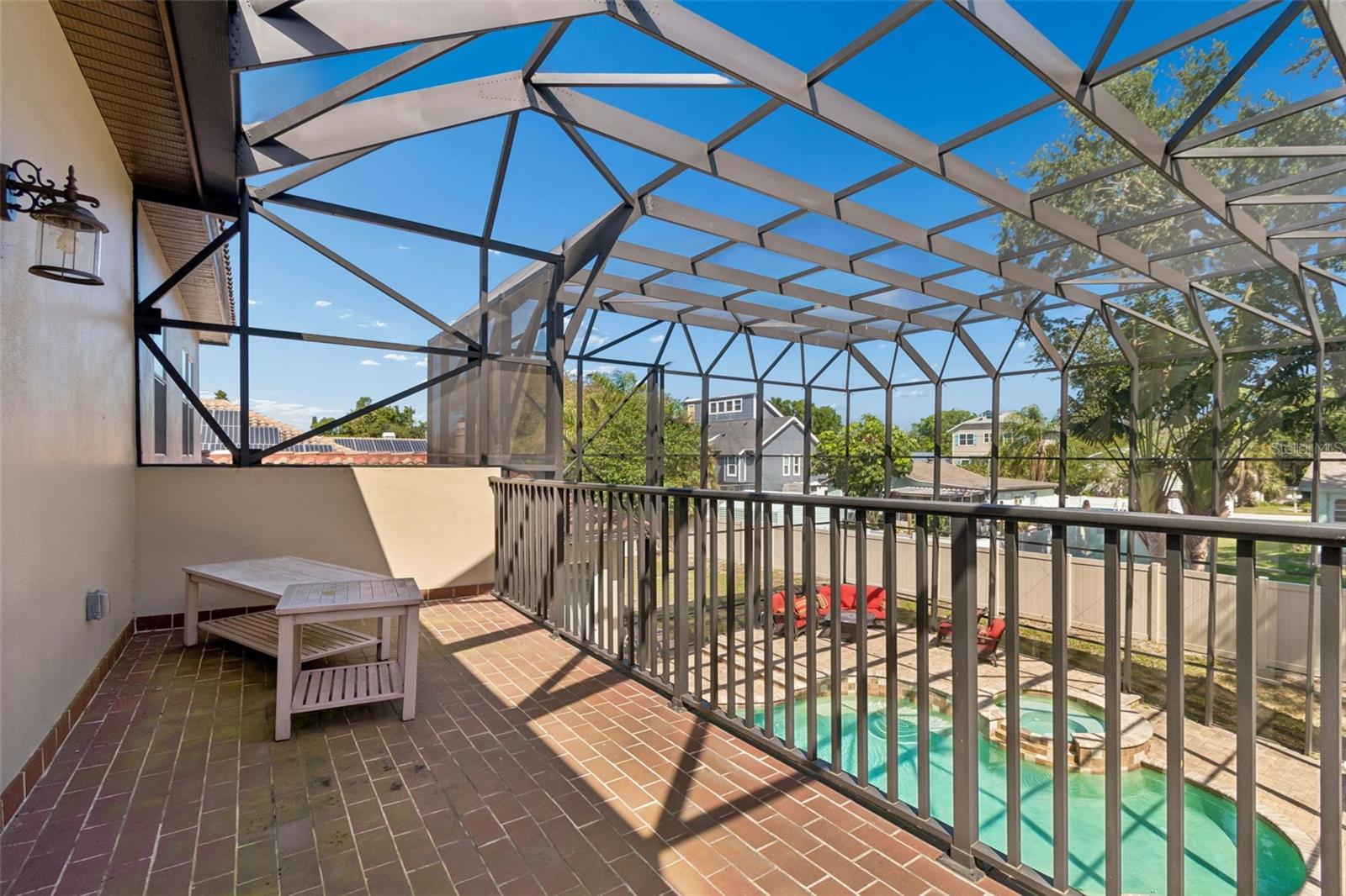 CRYSTAL SPRING - Residential