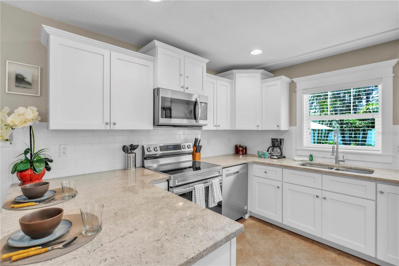 BIRD OF PARADISE OF HOLMES BEACH A CONDO - Residential