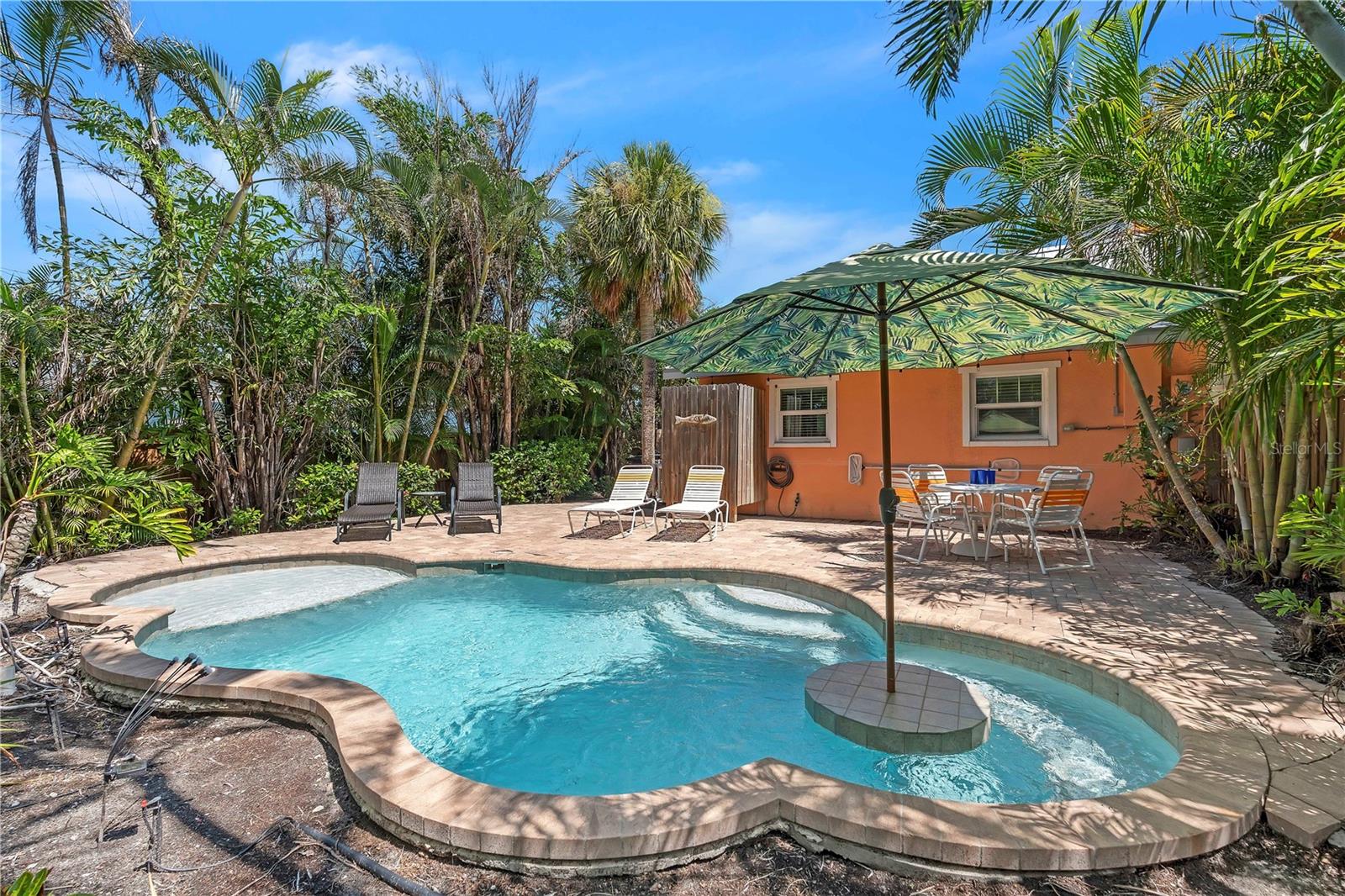 BIRD OF PARADISE OF HOLMES BEACH A CONDO - Residential