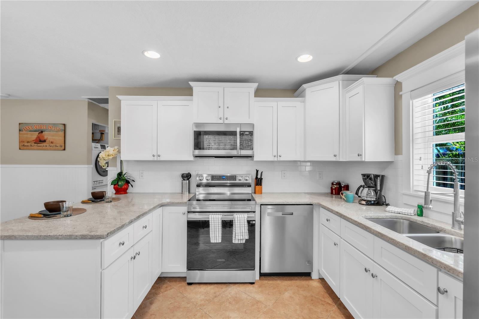 BIRD OF PARADISE OF HOLMES BEACH A CONDO - Residential