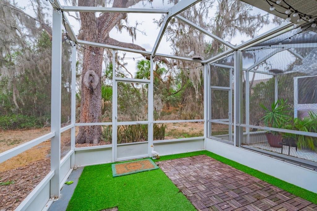 FISHHAWK RANCH TWNHMS PH - Residential