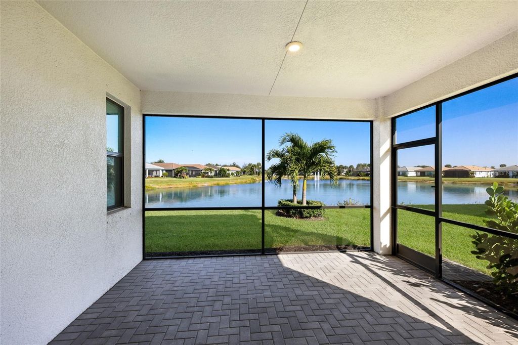 Photo of 5197 Barnett Circle, Lakewood Ranch, FL 34211 (MLS # A4673436)