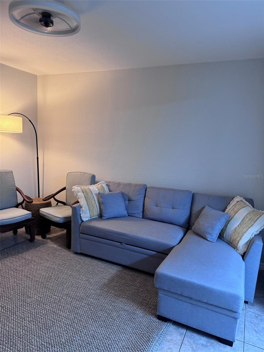 EMERALD HARBOR - Residential Lease