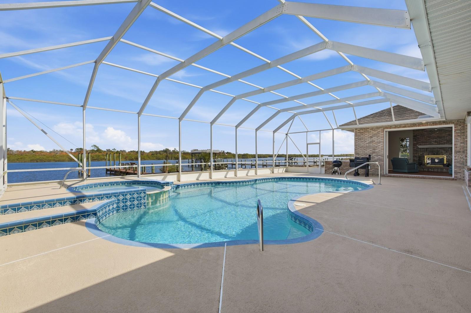 CUSTERS PALM HARBOR SUB - Residential