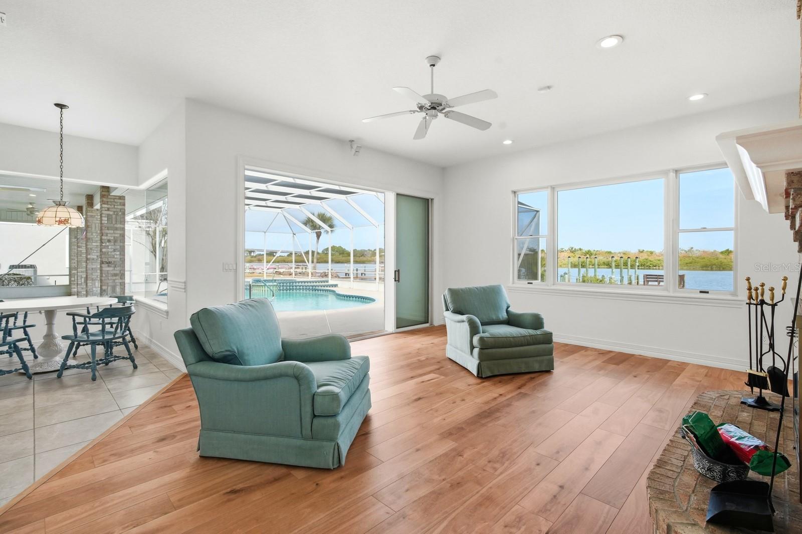 CUSTERS PALM HARBOR SUB - Residential