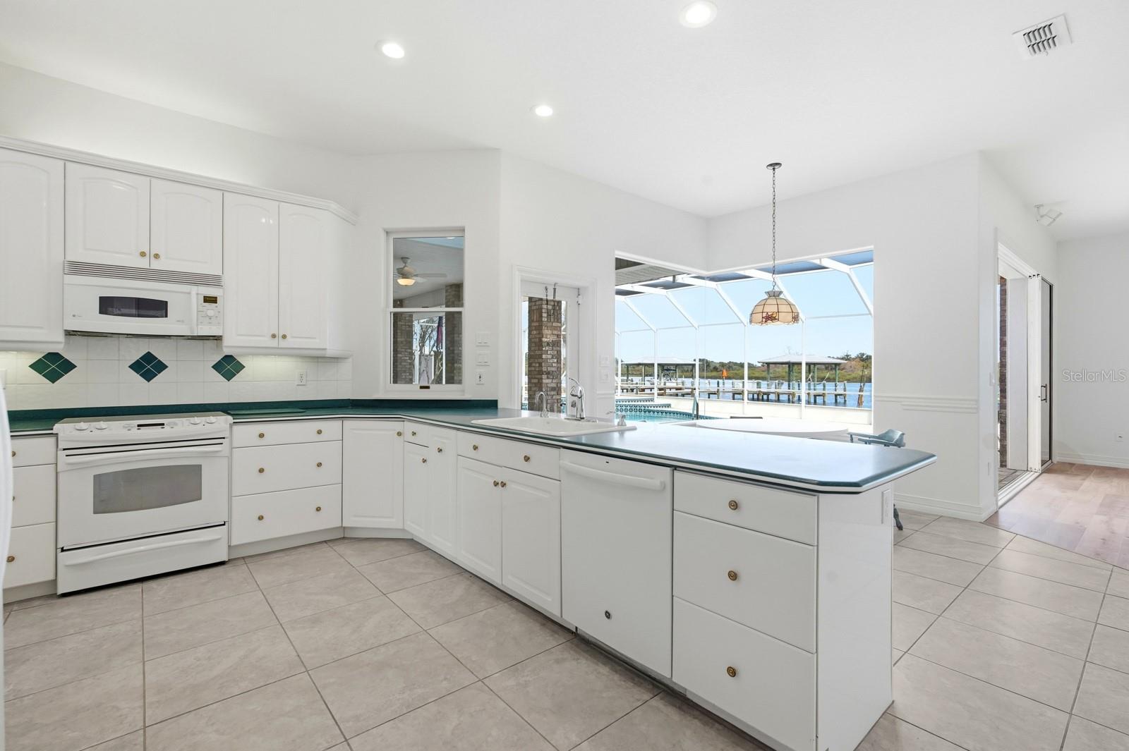 CUSTERS PALM HARBOR SUB - Residential