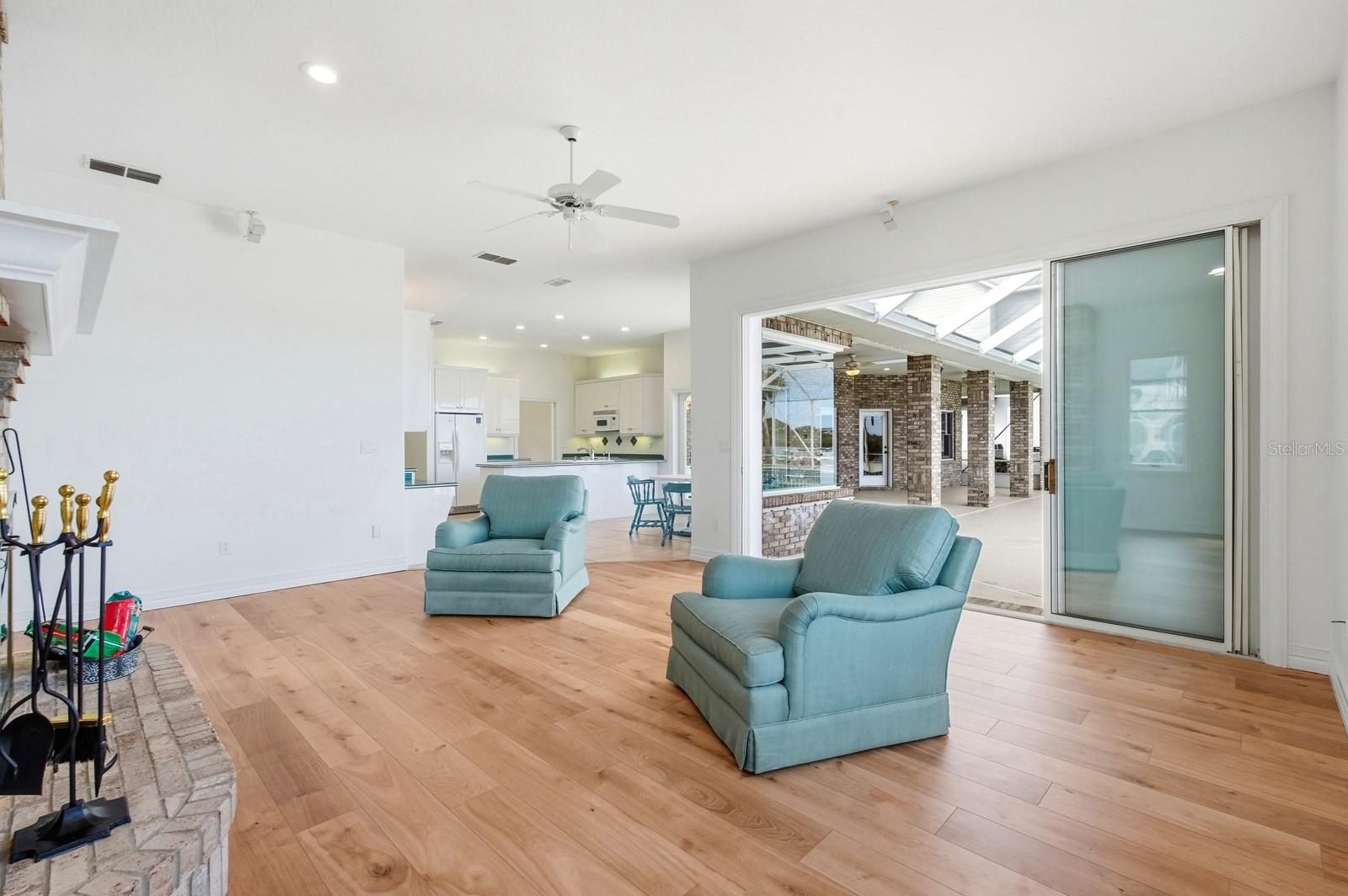 CUSTERS PALM HARBOR SUB - Residential