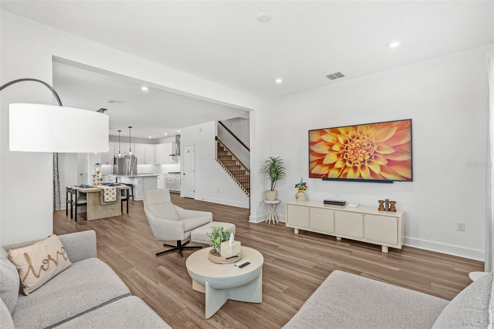 CELEBRATION ISLAND VILLAGE - Residential