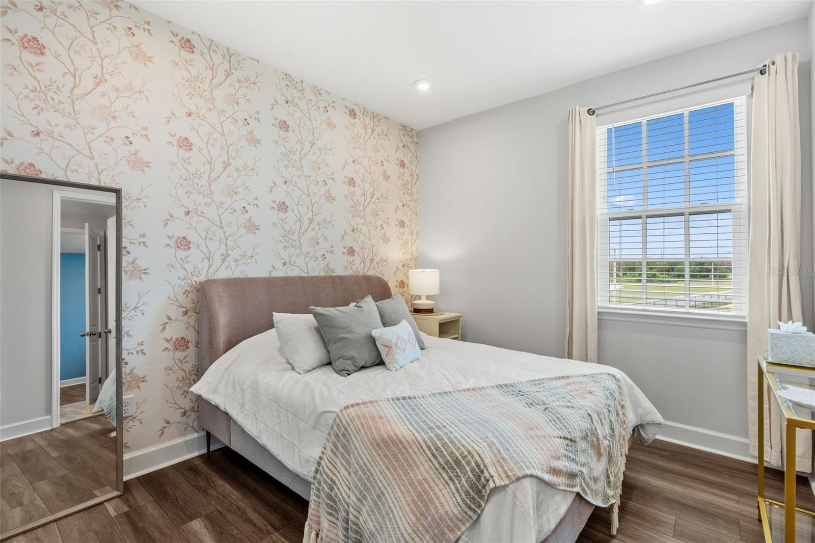 CELEBRATION ISLAND VILLAGE - Residential