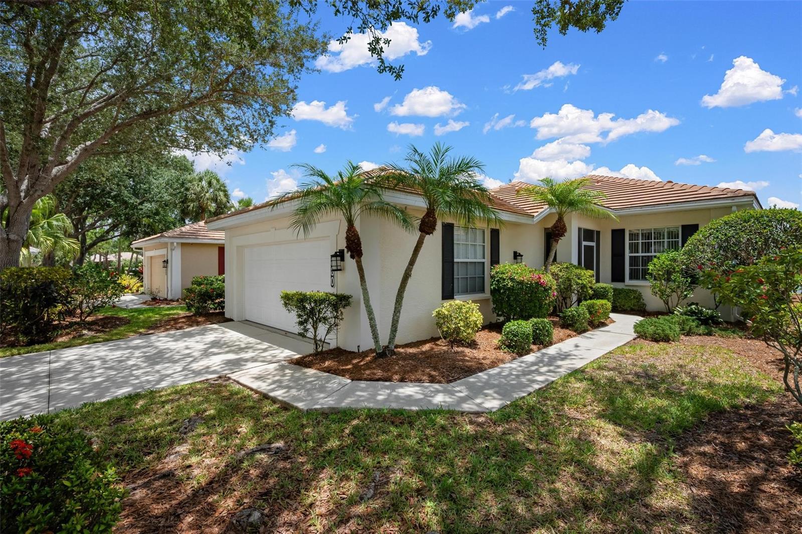 Search Properties for Sale 3 880 CHALMERS DRIVE 880