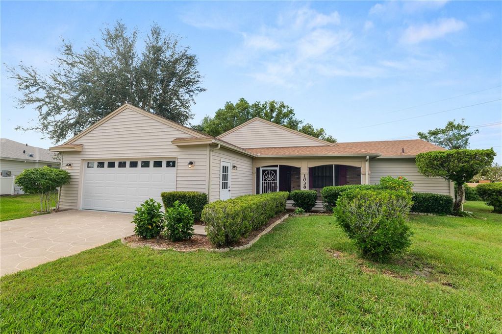 Photo of 1038 Parakeet Trail, Lakeland, FL 33809 (MLS # L4956479)