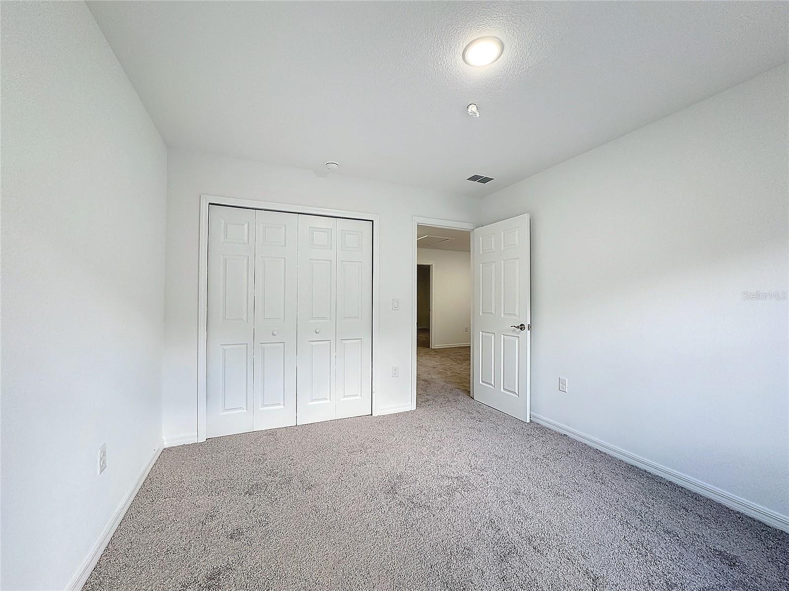 BARTON COURT - Residential Lease