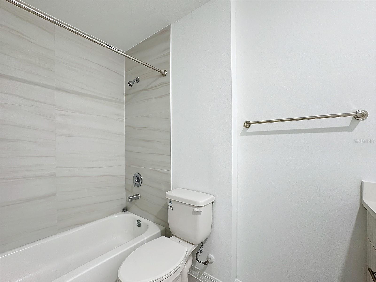 BARTON COURT - Residential Lease