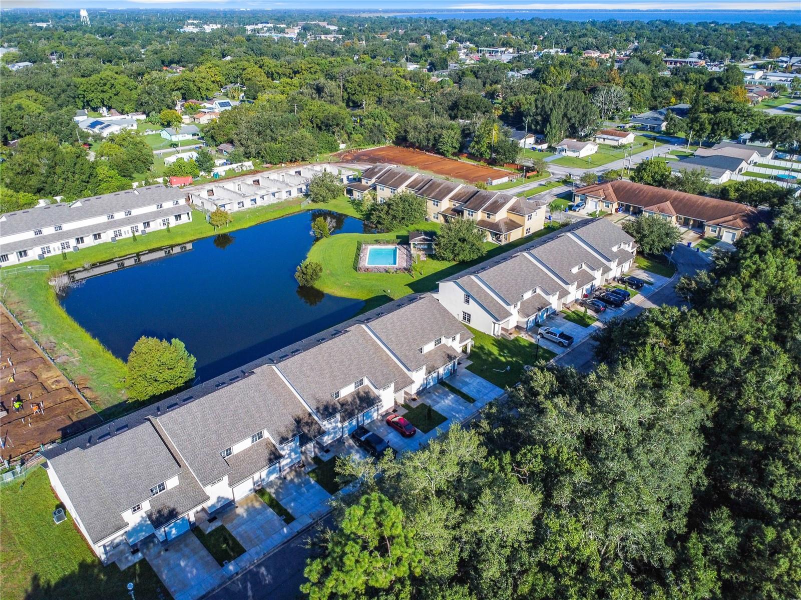 BARTON COURT - Residential Lease