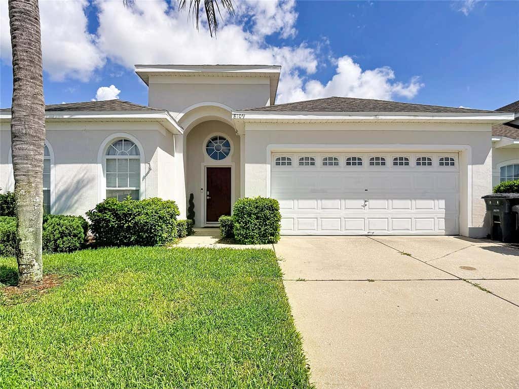 Photo of 8109 Fan Palm Way, Kissimmee, FL 34747 (MLS # O6436177)