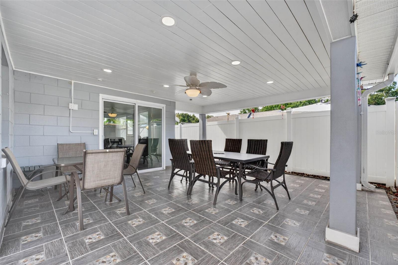 CAMEO VILLAS UNIT 7 - Residential