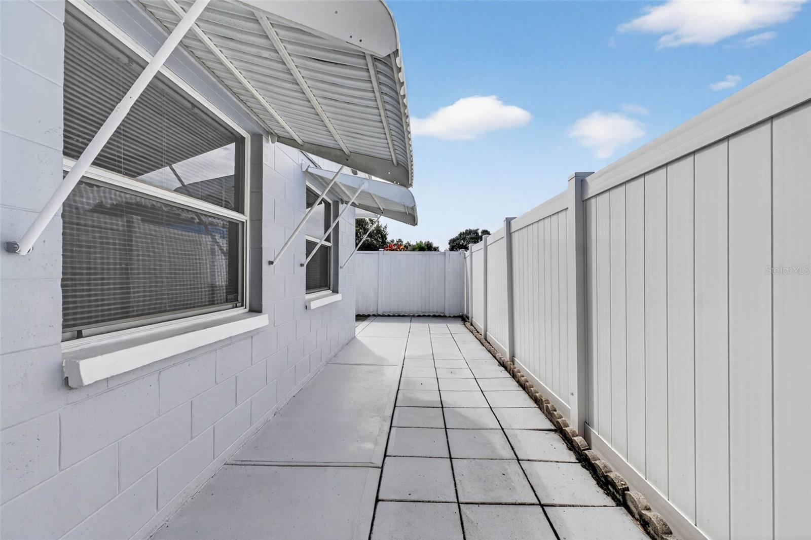 CAMEO VILLAS UNIT 7 - Residential