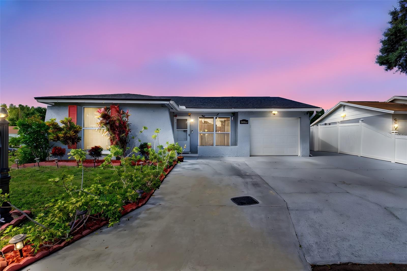 CAMEO VILLAS UNIT 7 - Residential