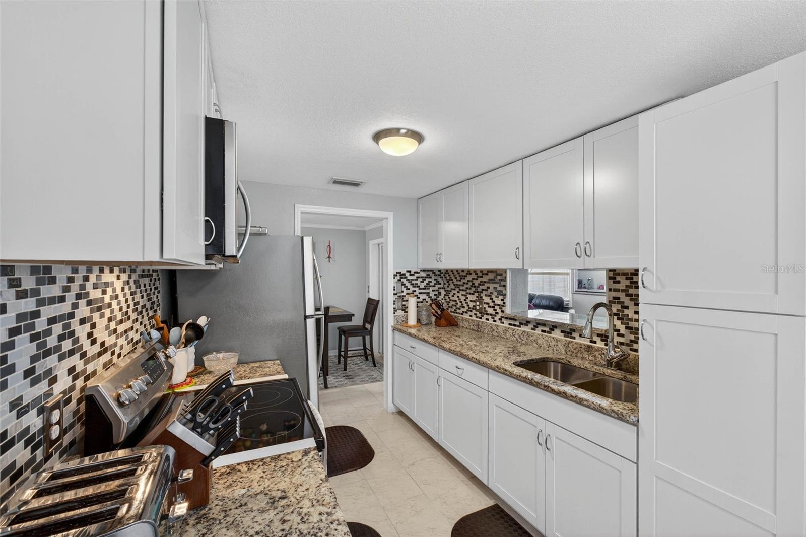 CAMEO VILLAS UNIT 7 - Residential